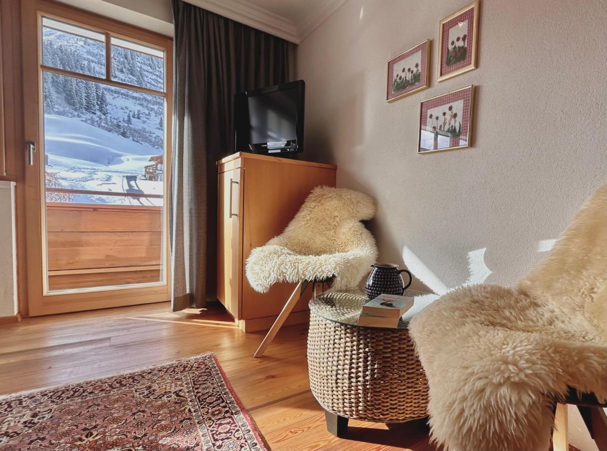 Haus Wallis By Stayfritz - Ski-In Ski-Out Zimmer 'Garni' Am Arlberg Warth  Kültér fotó