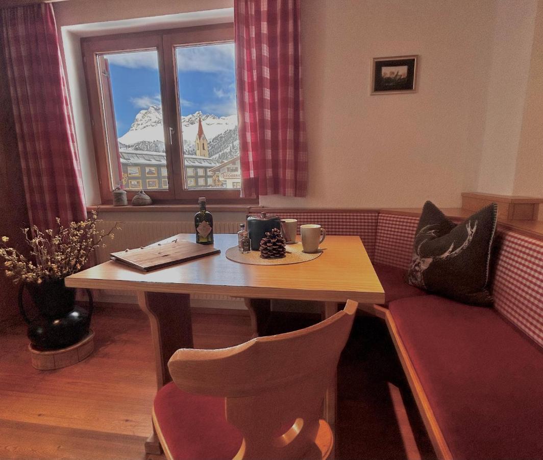 Haus Wallis By Stayfritz - Ski-In Ski-Out Zimmer 'Garni' Am Arlberg Warth  Kültér fotó